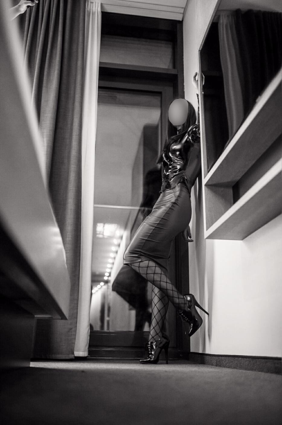 High Class Domina Frankfurt Domina